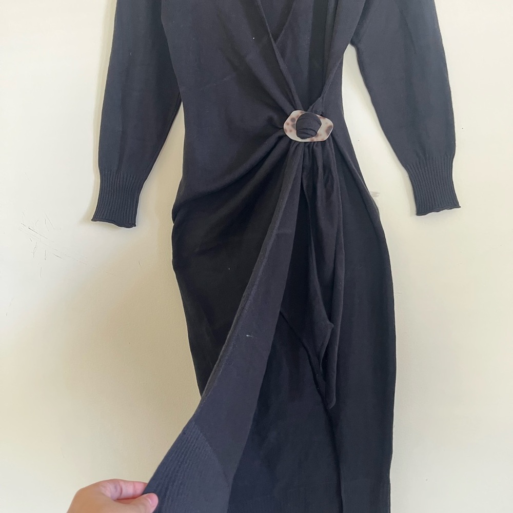 Dress Forum Black minimalist Wool Long Sleeve Dress with Ring Detail - Picture 5 of 8